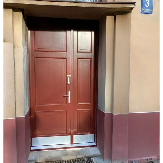 WOODEN FRONT DOOR KD04